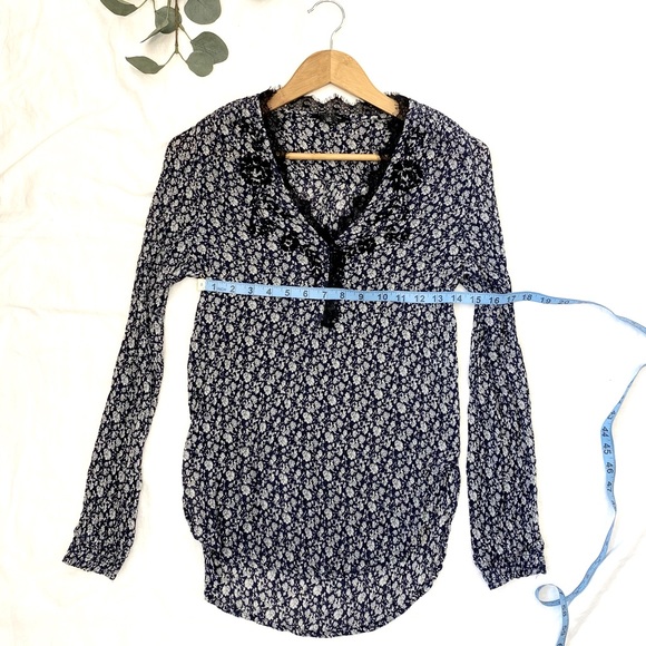 Lucky Brand Floral Boho Crinkle Fabric Embroidered Tunic Top - Picture 2 of 10